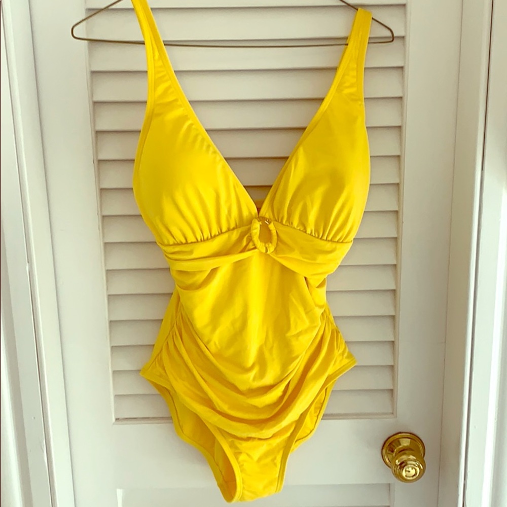 Summery Yellow One-Piece 🌞 | Michael Kors |